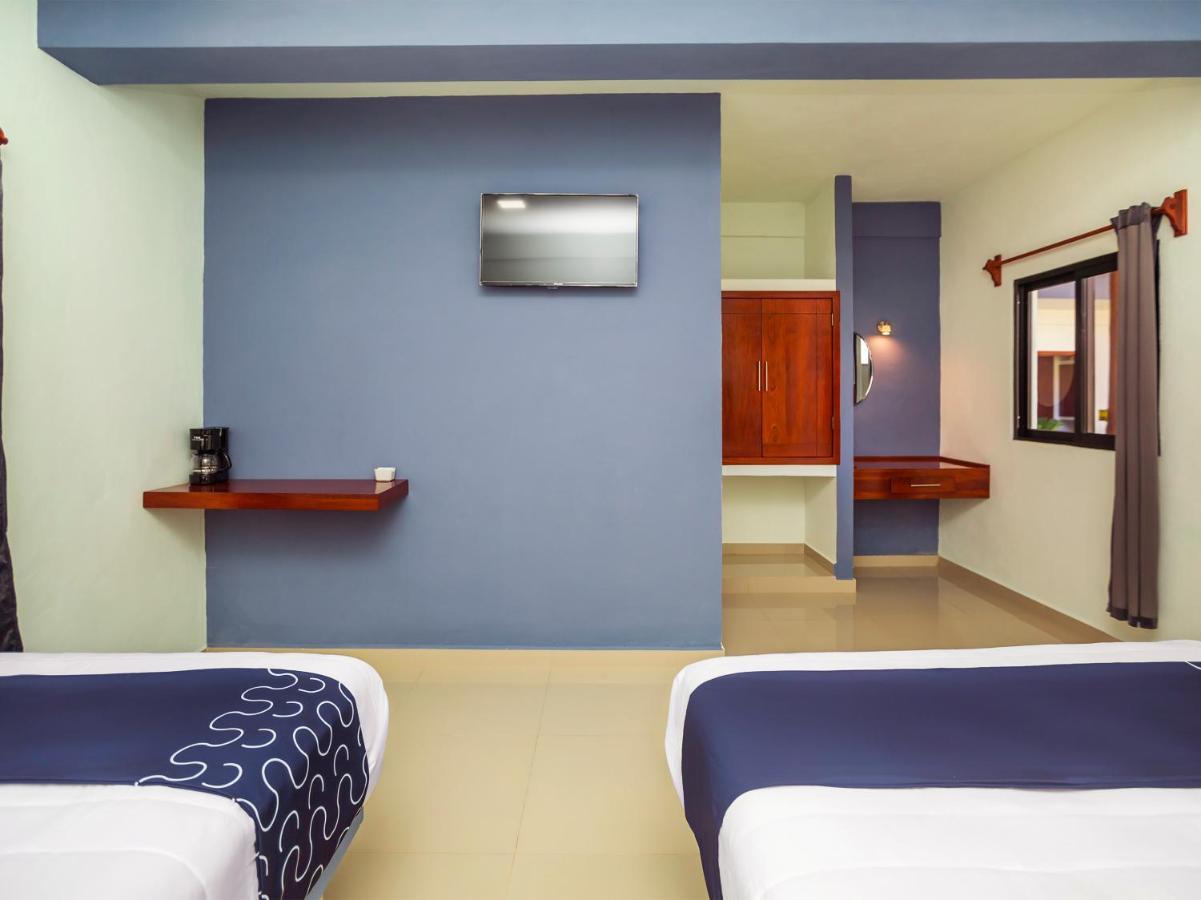 Hotel Pejelagarto Bacalar Kültér fotó